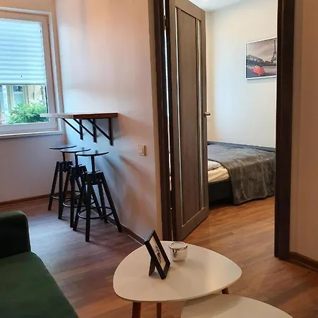 Oak House 4*
