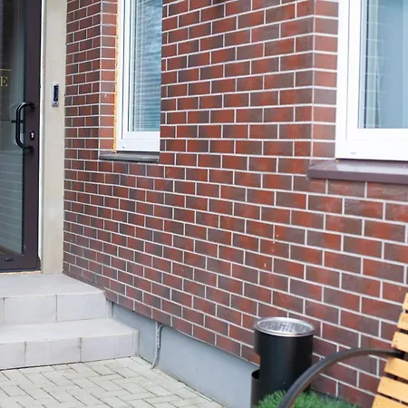 Oak House Apartmanhotel
