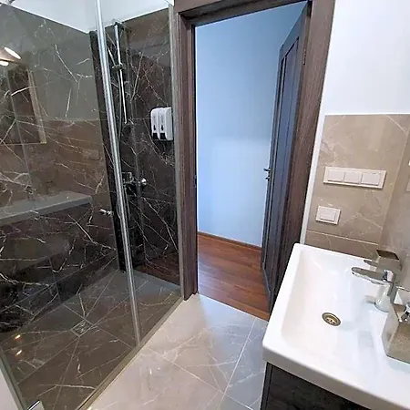 公寓式酒店 Oak House 考纳斯