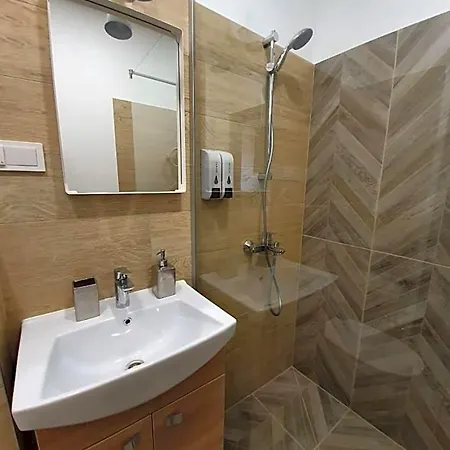 Oak House 公寓式酒店 4*