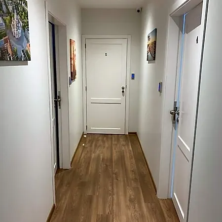 Oak House 4* 考纳斯