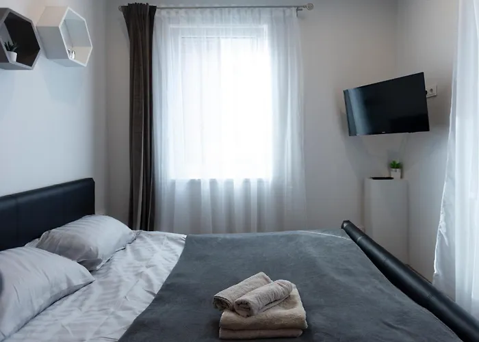 Oak House Lägenhetshotell Kaunas